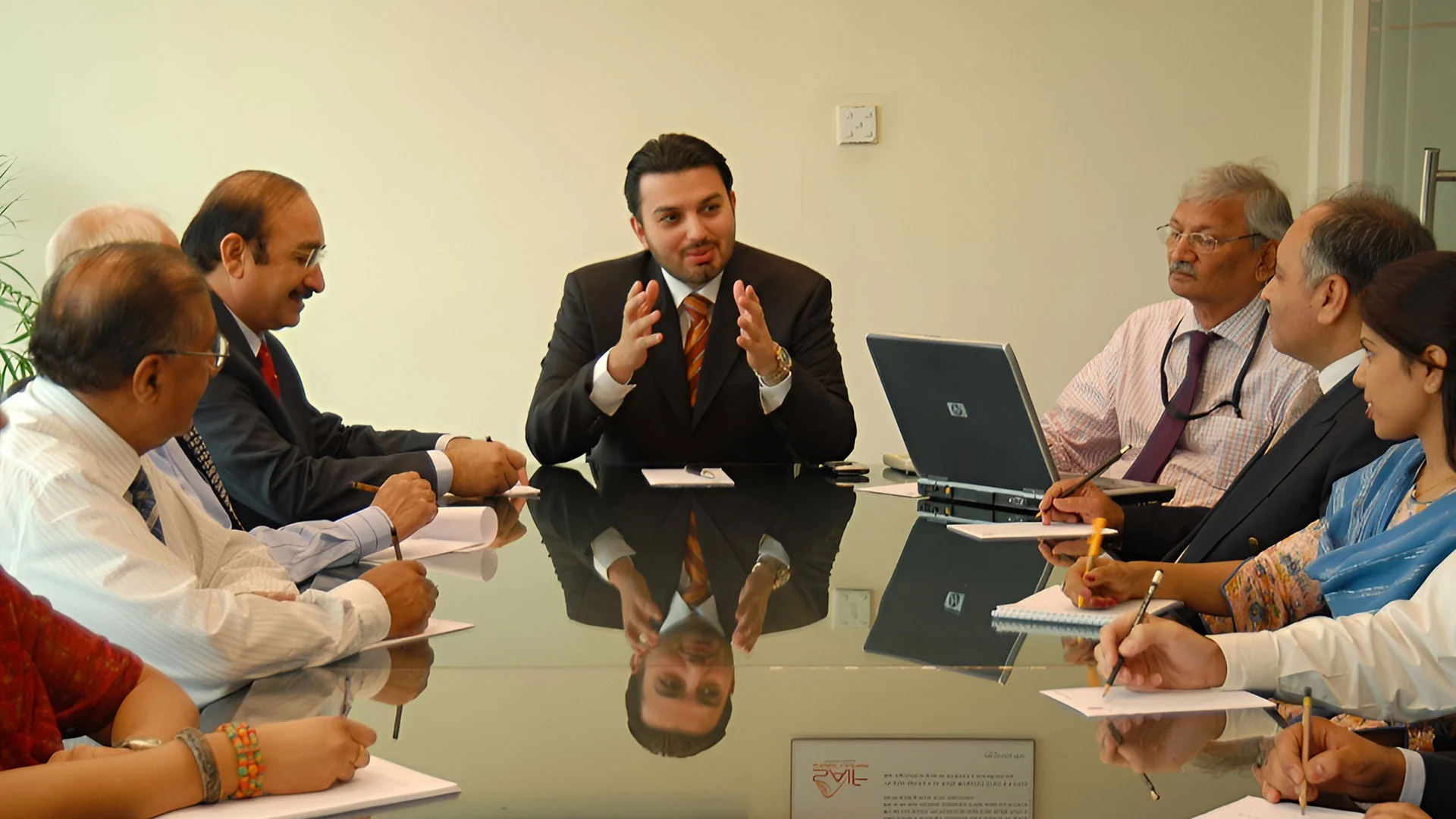 Jehangir Khan brainstorming session with team